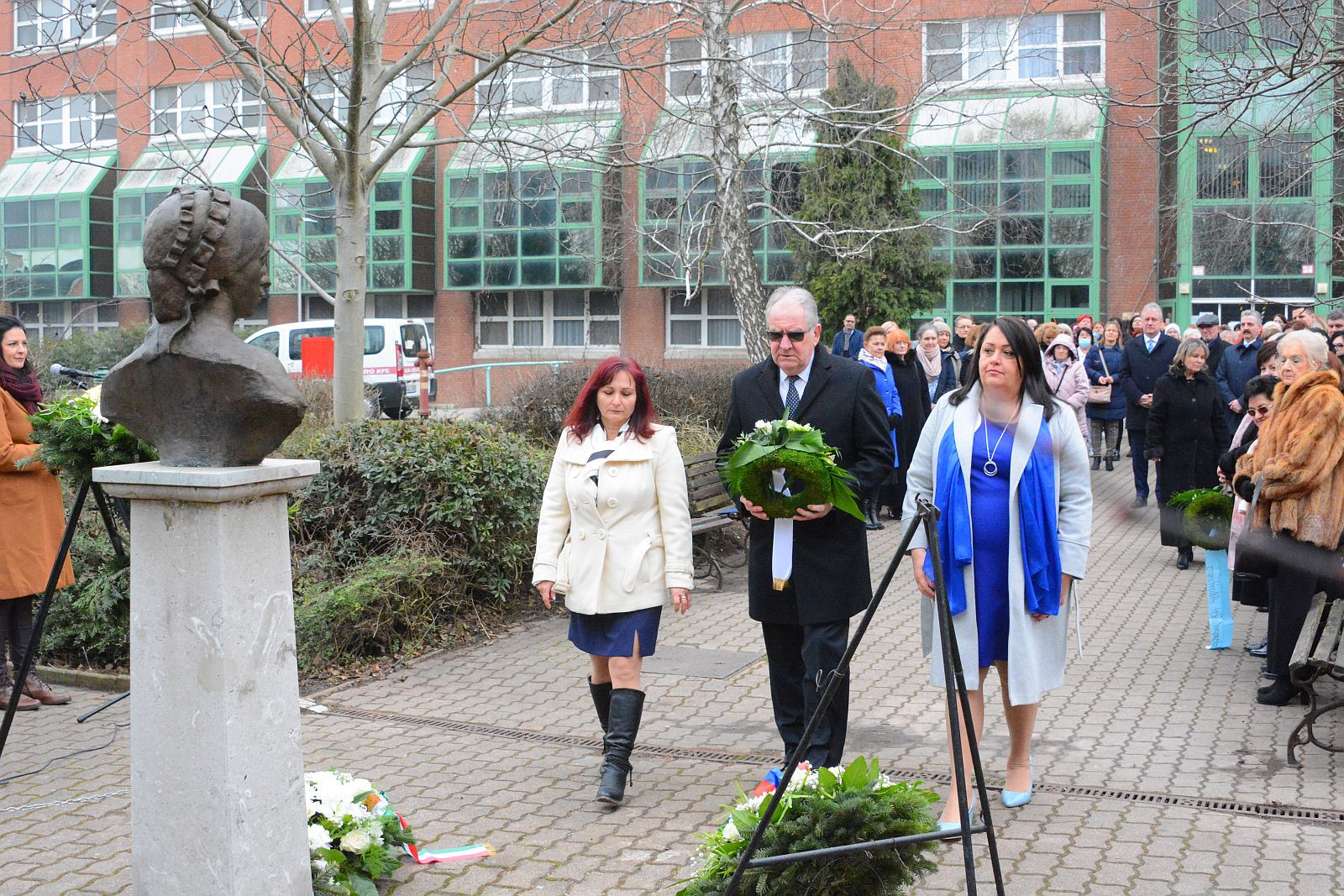 Magyar ápolók napja - Tiszteletbeli ápolóvá választották a főigazgatót